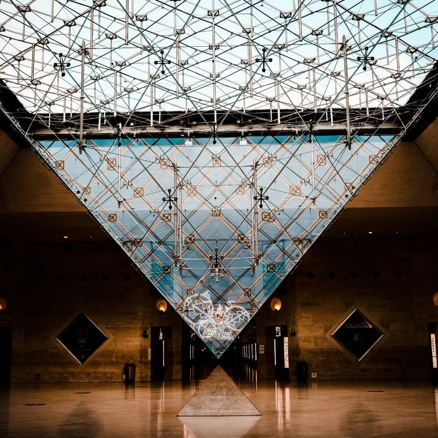 Louvre Ticket Entrance with Audio Guide